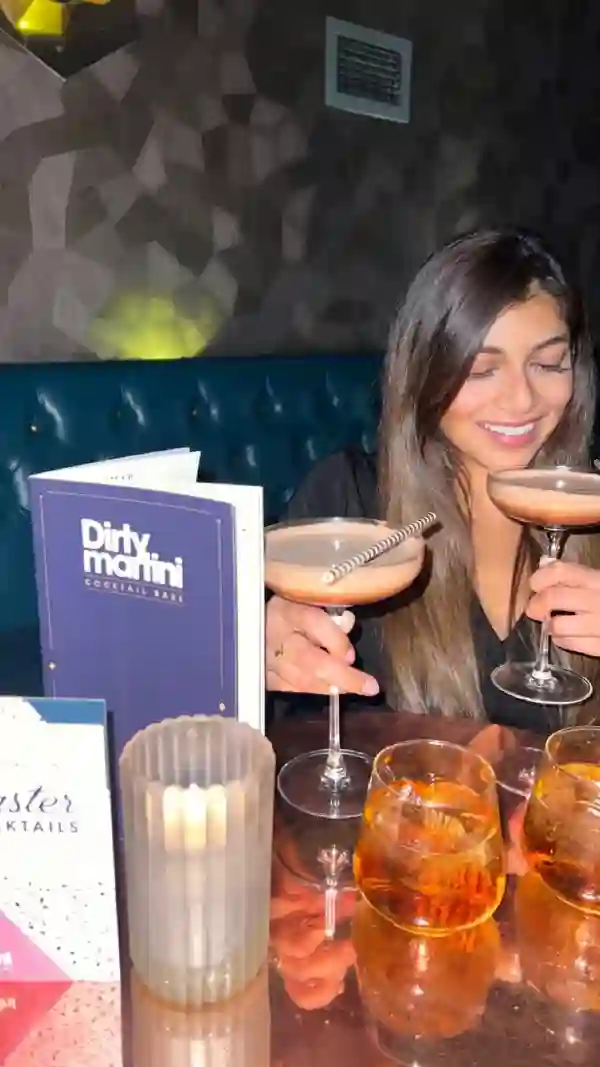 The video showcases Dirty Martini, a bar in Bishopsgate, London, promoting their limited-edition Easter cocktails. The cocktails featured are Mocha-liscious, Choco-rum-tini, and Cacao Old Fashioned. The video includes shots of the bar's interior, the cocktails being prepared, and people enjoying the drinks.  The presentation focuses on the cocktails' attractive appearance and garnishes. No dietary information is explicitly provided.