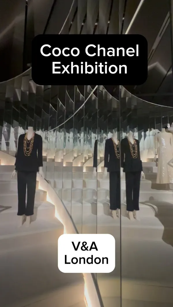 The video showcases the Coco Chanel exhibition at the V&A Museum in London. It features various garments, accessories, and perfume bottles from different periods of Chanel's career.  The garments are displayed on mannequins, offering a clear view of the designs and detailing. The video focuses on the visual aspects of the exhibition, highlighting the timeless nature of Chanel's designs.  No dietary information is included.