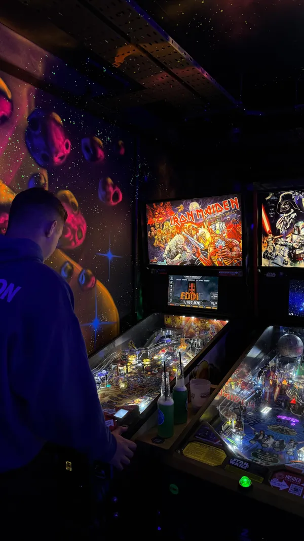 📍 @nq64ncl | NEWCASTLE

if you’re looking for a date night full of retro arcade games, then @nq64arcadebars is the place for you 🕹️

they’ve got so many options for a drink, and a deal on where you can get 6 for £25 🥂

from pinball machines to pacman, the game options are never ending 👾

make sure to see if there is a location near you as you won’t be disappointed 

AD | thank you so much for the invite @joli_app 🫶🏼

✨ follow me for more north east activities ✨

#newcastleactivities #nq64 #retroarcadegames #datenightideas #discoverunder5k #foodblog #northeastblogger #foodblogging #arcade #cocktails #pacmans