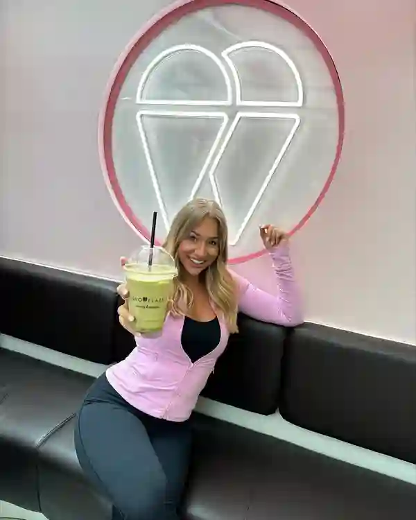 Thank you so much @snowflakegelato for having us! The pistachio milk cake and coffee was to die for 😍 
-
@glowmode_official @shein_gb @sheinofficial 
-
#SHEINactive #SHEINforAll #loveshein #ad
-
GLOWMODE FeatherFit™ Streamline Performance Secure Pockets Jacket Low Impact Yoga Daily Summer Set
-
GLOWMODE FeatherFit™ Low-Cut Neck 70’s Flare Jumpsuit Low Impact Yoga Studio Black Jumpsuit Summer Jumpsuit Elegant Jumpsuit Jumpsuits For Woman
-
Shop GLOWMODE On SHEIN by searching MY CODE- (5DT2N)