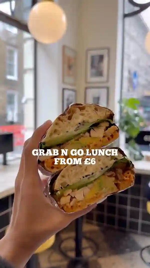 GRAB N GO LUNCH FROM ONLY £6 🥪🥙🍳

If you’re craving a takeaway option that’s healthy, affordable, filling and super duper delicious- @yolklondon is the one! 🫶🤌 With chains across London, Yolk offers a wide range of sandwiches, hot pots, salads, coffees, drinks, dessert and more at a super affordable price 👏 💰

We tried a range of dishes from their menu and LOVED the sandwiches and salads! 🥰 They’re not your regular sandwiches - they’re crammed with protein and veggies, and the salads are large and so filling - combine this with their amazing coffee and you’re sorted 😍👌 A must try from our experience was their chicken and avocado sandwich, mushroom melt sandwich, and the moz & tomato salad! 🤤

They’re open Mon to Fri 7 am till 4 pm making it the perfect spot for brekkie and lunch grab n go - trust us once you try it, it’s one that you’ll keep returning to🤪

[ AD / PR invite ]
.
.

#reels #londonfoodie #londonfoodblogger #londonfood #affordablelondon #foodstagram #affordablefood #besttakeaway #cheapeats #londoncheapeats #breakfastlondon #healthyfood #healthymeals #sandwiches #grabandgo #sandwichlover #healthylifestyle #londonfoodspots #cheapfood #cheapeatslondon #hiddengems #bestlondonfood #hiddengemslondon #londonlife #centrallondon #wheretoeatinlondon #londoncity #bestoflondon #explorepage