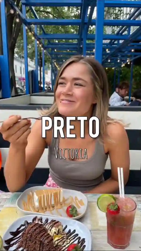 The video showcases Preto Restaurant in Victoria, London, which offers an unlimited Brazilian BBQ.  Various meats (steak, chicken, sausage, gammon) are carved tableside. The buffet includes unlimited salads, breads, cheeses, and other sides.  Desserts such as cheesecake are also featured, along with cocktails. The video's main focus is on the quantity and variety of food offered at the restaurant for a fixed price.