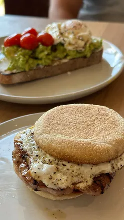 Delicious avocado toast at Park Side Cardiff cafe near Roath Park, perfect for brunch lovers visiting the area.