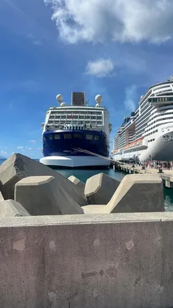 Highlight recap of our first cruise on Marella Discovery, featuring delicious food and festive holiday vibes.