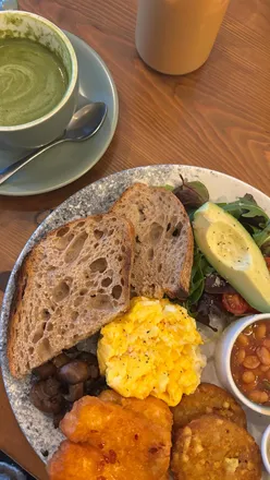 Delicious food highlights from March, featuring new menus and venues in Glasgow's vibrant food scene.