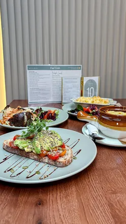 Delicious French onion soup and avocado toast with confit tomatoes at Cafe Verde, Burntisland.