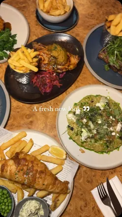 Delicious fish and chips, chicken madras, and a kids' meal at the newly refurbished Bull's Head pub.