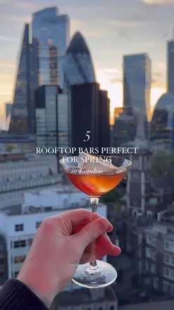 Five rooftop bars in London featuring cocktails, stunning views, and vibrant atmospheres for the heatwave.