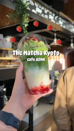 Strawberry Matcha Latte with oat milk at The Matcha Kyoto pop-up in Ancoats, featuring fresh strawberries.