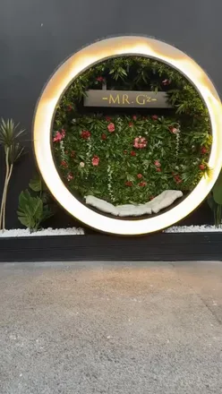 Freshly made beverages and delicious dishes at new drive-thru and dine-in @mrgzuk in Birmingham.
