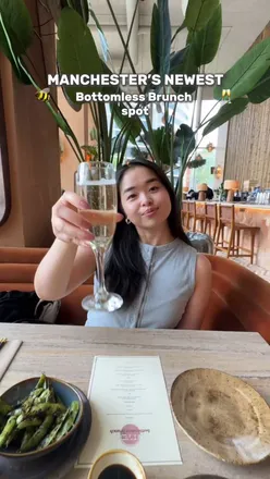 Japanese-inspired bottomless brunch at Kitten, Deansgate, Manchester with sushi, truffle tuna tacos, and cocktails.