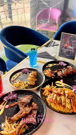 BBQ Pods new menu: dynamite prawns, wings, lamb chops, chicken & rice. Warm service, great playlist. #halalfoodinbirmingham