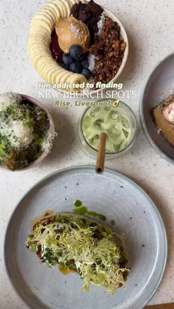 Brunch at HEYYYY RISE in Liverpool's Exchange Flags featuring açai bowl, French toast, avocado and eggs, with matcha options.