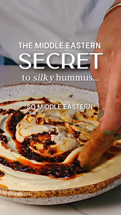 DIY hummus made with baking soda for creaminess and easy digestion in under 15 minutes. #HummusHack #EasyRecipes