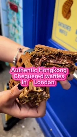 Delicious Double Cheese Bubble Waffle and Earl Grey Checkered Waffle at Mammy Pancake, London’s Michelin-recognized street food.