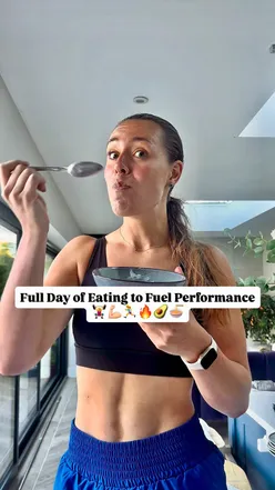 Healthy meal prep for race day: vegan protein porridge, balanced lunches, and post-workout snacks for optimal performance.