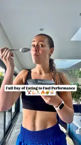 Healthy meal prep for race day: vegan protein porridge, balanced lunches, and post-workout snacks for optimal performance.