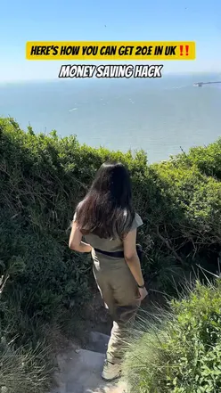 User exploring money transfer options with Aspora app, highlighting low fees and bonuses for Indian users in London.