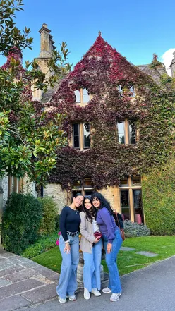 Scenic Cotswolds landscape showcasing vibrant autumn colors during a weekend getaway.