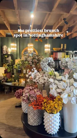 Brunch at Margo & Plum Coffee House in Nottinghamshire, featuring cozy vibes, delicious cakes, and charming home decor.