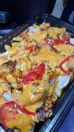 Delicious stir fry doner and sweet chili tenders at Grill Pit, Rutherglen, Glasgow - a must-try for food lovers!