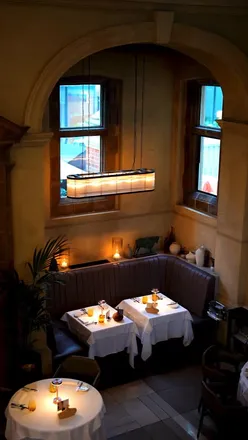 Preview Christmas dinner at Michelin-starred Galvin La Chapelle featuring curated menu and exquisite wine pairings.