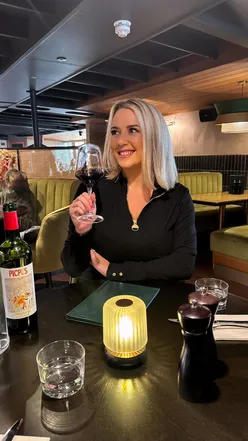 Dining experience on the luxurious Daffodil Liverpool boat, featuring refined dishes and stunning views.