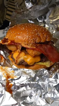 Brim Burger in Hammersmith, showcasing delicious burgers and fries, highly rated by food enthusiasts.