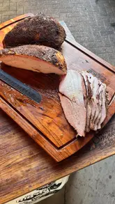 Matty’s BBQ Chop Shop in Penarth offers an unforgettable dining experience with family, decor, and a scrumptious Christmas-style lunch.