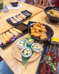 Sushi and small plates at Izakaya Bristol, a must-visit gem on Park Street for Japanese food lovers. 🍣✨