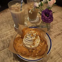 Crushed milk cookies topped with Frosties soft serve at NAC in Mayfair, London – a delicious treat!