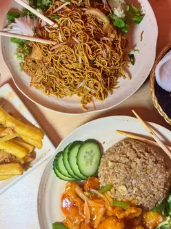 Delicious Chinese dishes served at Sweet and Sour, Bothwell Street, Glasgow, featuring BBQ Spare Ribs and Spicy Honey Chicken.