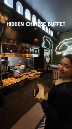 Delicious dumplings and fresh Asian cuisine at Dumpling Fresh near Liverpool Street Station, ideal for takeout.