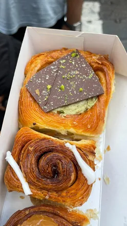 Indulging in the Dubai bun from @bunsfromhome, a luscious dessert treat. #foodlover #dessert