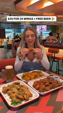 Enjoy £20 for 20 wings and free beers at KERB Social Club, Spitalfields, with exclusive Tabasco flavors!