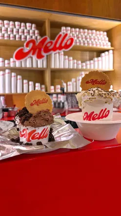 Indulging in the world’s first marshmallow bar, Mello, featuring decadent desserts like chocolate mousse and hazelnut hot chocolate.