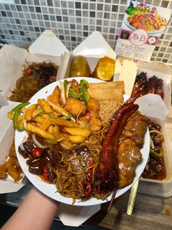 📍Sky Dragon, Drumchapel 

no words… exceptional scran 🤯

As we know I love a good chinese takeaway and some might say I’m a chinese takeaway connoisseur 😏

We decided to check out @skydragondrumchapel and we were not disappointed!!! We visited on a Saturday night and safe to say it was mobbed, however the staff, service and taste of the food honestly outweighed the wee bit of time we had to wait!! 

So we got….
🫶🏽Giant chicken curry ball
🫶🏽Korean BBQ steak chow mein
🫶🏽Salt and chilli chicken 
🫶🏽Salt and chilli chips
🫶🏽Peking ribs
🫶🏽Honey chilli beef
🫶🏽Egg fried rice
🫶🏽Vegetable spring rolls
🫶🏽Chicken satay skewers

Right so firstly my top pics were the giant chicken curry ball omg I could demolish this all over again, it was huge so tasty and unreal dipped in the curry sauce!! Deffo will repurchase this 😩

The honey chilli beef and chicken satay skewers were my faves! The beef and chicken were so soft and not like the chewy stuff u sometimes get from some places !! The honey beef tho was genuinely unreal I loved this and would say it’s up there with one of my faves 😍

All the other bits we got we loved too- salt and chilli of course and all the sauces and we had enough food for us to eat this for 2 nights in a row! Desperate to visit back here to try some other menu items😊

Where should we try next?

#glasgowfood #chinesetakeaway #glasgowfoodie #skydragondrumchapel #takeawayglasgow