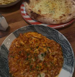 An absolutely delicious meal from @amici_portstewart ❤️ one of the best restaurants on the north coast! I had the pollo risotto which had chicken, chorizo and Nduja - absolutely delicious! Mum had the spaghetti Alfredo and added chicken and dad had the pollo Marsala which was chicken breast with a gorgeous Marsala wine sauce. Beautiful meal !! #amiciportstewart #portstewart #northcoast #food #foodblogger #foodblog #fooddiary #foodfeed #foodforlife #foodgram #foodheaven #foodies #foodie #foodinspo #foodlover #foodlife #foodni #foodofinstagram #foodoftheday #foodofinsta #foodpost #foodpics #foodreview