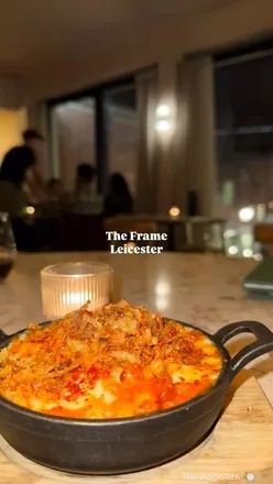📍#TheFrame | Leicester

Not my usual type of food, as most would know but I did step out my comfort zone. 

On a night I wasn’t particularly hungry, but the pitta and dips did slap. The mac and cheese hmmmmm not sure how I felt. Aside from this I don’t think I was ready to venture out to try more, but at least I can say I’ve ticked it off the list. It is a cute spot in St Martins Square. 

#frame #theframe #pitta #leicesterfood