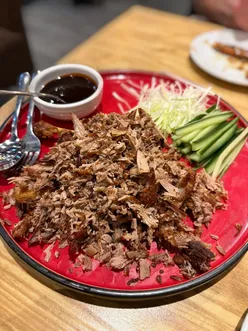 We had a ducking great start to new year with a trip to @amaysiarestaurant…soy delicious - the half duck pancakes really “Stowell” the show 
•
@amaysiarestaurant 
•
#newcastleupontyne #newcastlefoodies #newcastlerestaurant #chinesefood #stowellstreet