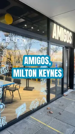 🍴 Burgers and shakes.
•
📍 @amigosburgers, Milton Keynes.
•
🍔 If you’re after a big messy burger, @amigosburgers has your back. I had the buttermilk chicken which was drenched in honey sriracha sauce, served with boring fries. The shakes are thick and you can choose from a choice of flavours and confectionery - I went with skittles. And if you still have room, the loaded churros are the one. How can you choose between Biscoff and Oreo?! [PR]
•
#foodie #foodiegram #whatmamaeats #eatandexploreeverywhere #foodbloggers #fdbloggers  #amigos #burgers #shakes #eatandexploremk #eatandexploremiltonkeynes