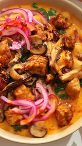 Healthy vegan bowl with mushrooms, smoky tempeh, butterbeans & chilli oil. High protein, high fibre plant-based meal prep.
