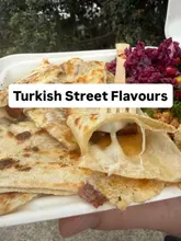 You know the food is going to be elite when the chef literally landed from Turkey yesterday. ✈️🇹🇷
I spent my afternoon at the Turkish Street Flavours pop-up in Portishead, and it was a total sensory overload (the good kind!). I tucked into a massive plate of Chicken Shish with vibrant mixed salad and some of the softest, freshly bread I’ve ever touched. 🥖🍢

We also couldn’t resist the Pepperoni and Cheese Gozleme. It’s the ultimate comfort food-salty, cheesy, and toasted to perfection. 🧀🔥
It’s rare to find street food this fresh with a team this welcoming. If you’re looking for a sign to go grab lunch, this is it.
Quality: ⭐️⭐️⭐️⭐️⭐️
Vibes: ⭐️⭐️⭐️⭐️⭐️
#Portishead #TurkishStreetFood #SupportSmallBusiness #Gozleme #ChickenShish FreshFood BristolEats FoodBlogger TasteOfTurkey
