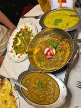 Last weeks visit to Warwick Spice 📍🥘

Ad | We had a lovely Indian meal last week in Warwick at Warwick Spice, which has been a staple on the high street for 25 years. 

For starters we had the fish pakora and the chicken chat. The pakora was so delicate and in a very light batter. The chicken chat tasted fresh. 

We also shared some poppadoms (because how can you not!) and the dips were delicious. 

For mains we had the chicken balti, lamb biriyani and tarka daal, and shared a cheese and coriander naan. The balti was flavoursome and delicate. James loved the tarka daal and absolutely scoffed it!!! But he wishes the lamb in his biriyani was a bit more tender. The naan was so light and fluffy, a perfect accompaniment to the dishes. So good we could have had more! 

The portion sizes were generous and we left feeling absolutely stuffed. Each dish is cooked to order so you know you’re getting something fresh, delicious and customisable if you like more spice 🌶️. 

Excellent hospitality at this restaurant 👌🏼 there is also normally an authentic Indian musician playing, who was unfortunately not there during our visit, but he looks fantastic. 

Thanks for the invite!! 
@warwick_spice @chalmersnewspr 

#curryhouse #curry #indianfood #chickenbalti #fishpakora lamb biriyani, independent Warwick, independent Warwickshire, support local, small business