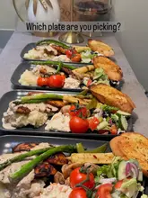 Which plate are you choosing first? 👀🍽️

1️⃣ Black peppercorn sauce with grilled chicken
2️⃣ Chicken gyros with lemon potatoes & tzatziki
3️⃣ Lamb chops with mash & chutney

Home cooked comfort food but make it restaurant style