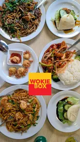 🥡 Wokie Box (S1)

AD | Wokie Box is a brilliant concept of building your own dish, exactly how you like it or just simply opting from a huge selection of dishes from their tasty menu. All freshly made to order. 

How to 'WOK IT YOUR WAY':
1: Choose your base from 🍜 a selection of noods or rice 🍚 
2: Choose your meat and/or veg 🥓 🥒 
3. Select a sauce 🫙 
4. Toppings (fried garlic, shallots, peanuts, coriander)
5. The chef will knock it up for you. 
6. Munch away! 

I would call this a HIDDEN GEM 💎 as the food is good here, affordable and delicious and not many people actually know about it. 

🔍 | @wokiebox
💚 | Vegetarian & Vegan options 
🐾 | Dog friendly 
🚸 | Child menu available 
🌾 | Gluten-free options
🚗 | Free onsite parking 
📍 | 26 Furnival Gate, Sheffield City Centre, S1 40P

 @steelcityhunger 
* Full disclosure - client * 
🏷️ 
#wokiebox #sheffieldeats #Sheffield #wok #foodblogger