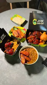 📍JERK JUNCTION Is here In LEEDS!!!

@Jerkjunction is much loved, ... i knew they’ll be a hit! As such I couldn’t wait to check out the flavoursome menu when they landed at Trinity Kitchen Leeds.

Jerk chicken fresh off the grill, dumplings, loaded boxes and sumptuous flavours in every dish.

Just choose your bowl size  and it gets loaded with your choices 😋 

After an authentic Caribbean food experience with serious flavour? 
Get yourself down there and give these a try 🙌🏾

#caribbeanfood #leedsfoodie #trinitykitchen #whattoeatandwheretoeatinLeeds