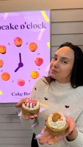 🍪🔥@cakeboxuk🔥🍪 

📍Cakebox UK, Fishponds, Bristol BS16

The eggless homies are back with some naughty new cookie cups 😱…

I’m not a massive cookie fan and was expecting these little things to be a bit boring/dry, pleased to say we were very wrong 🫠…

👇🏻The Order👇🏻 

🍪 Cup - Jammie Dodger - It worked, the cream and cookie was brilliant and then the sweet jam pulls through 👏🏼 
🍪 Cup - Speculoos Crunch (Biscoff) - Tash absolutely destroyed it, very good 👌🏻 
🍰 Hazelnut Fantasy - Gone 🤭
🍰 Mango Dream - Rate this refreshing little number 💯 
🍰 Tiramisu - Full flavour behaviour 🤌🏻

🏡 Atmosphere - It’s a cake shop
🧼 Hygiene - Immaculate 
💰 Value - £4-5+ a slice, £3.99 for a cookie cup - Not bad 
🧑‍🍳 Service - Always friendly people 

This was our favourite visit to cake box to date, we rate these little cookie things, see what you think (and don’t forget to grab a tiramisu slice or cake) - Thank you eggless homies 🙏!

#bristolfoodie #bristol #cakes #cakesofinstagram #bristolfoodblogger 🧁 

-Inv-Ad-