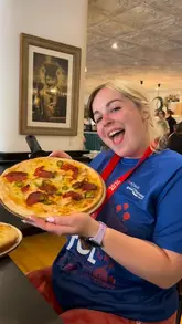 A creator presents a list of four gluten-free pizza spots in Bristol, highlighting their safety regarding cross-contamination and the quality of the food. The video features the creator visiting each location or showing the takeaway pizza, providing a personal recommendation for those with coeliac disease.