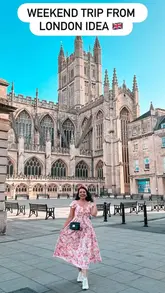 A travel itinerary reel showcasing a weekend trip from London to Bath, highlighting key tourist attractions like the Roman Baths, Bath Abbey, and Pulteney Bridge, alongside dining recommendations.